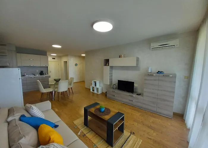 Sunset Апартамент *